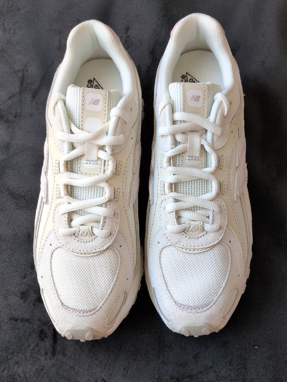New Balance 204L-Womens size 7.5/EU 38.5- White with Pale Pink Accents